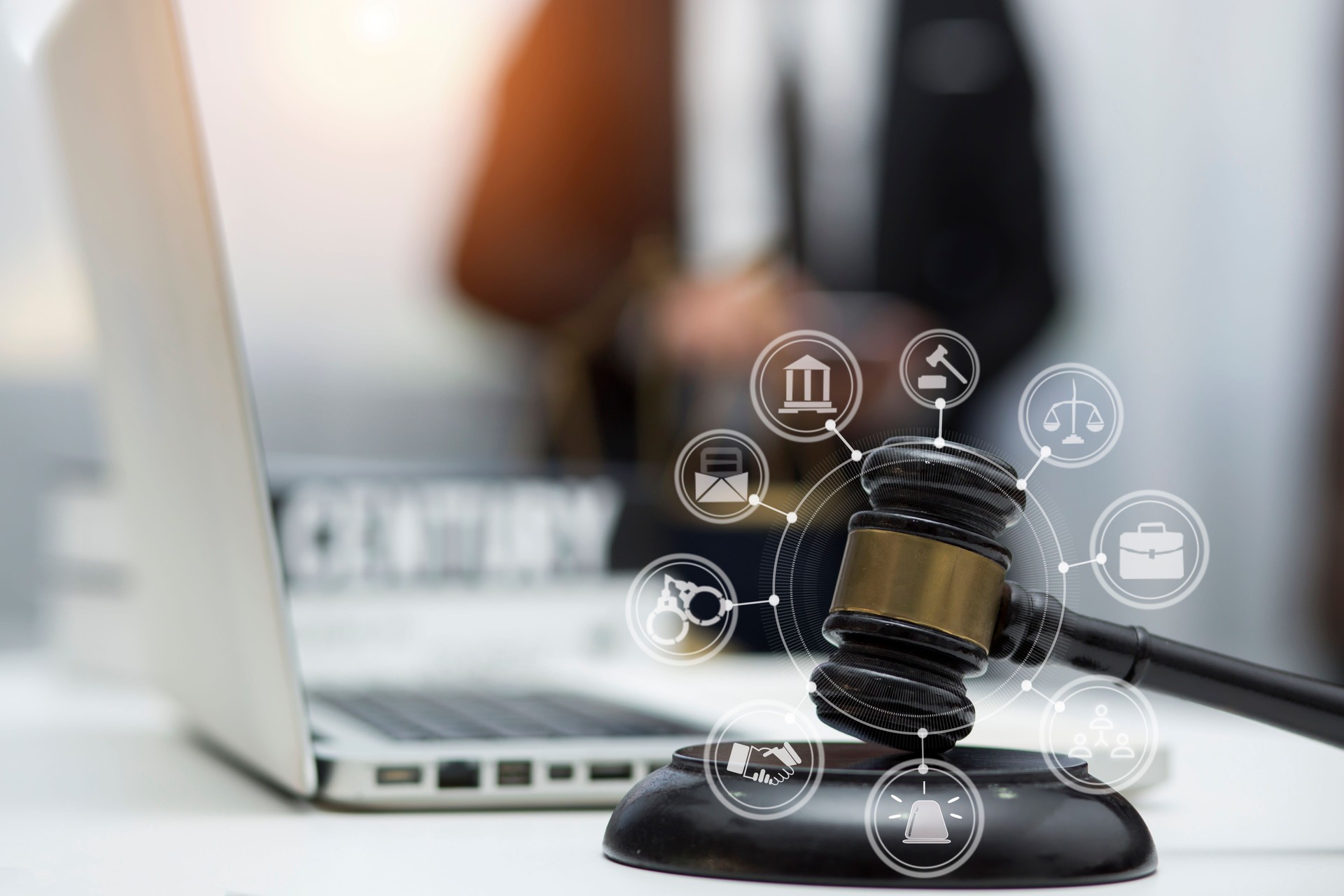 Negocios y abogados discutiendo documentos contractuales Consulta y conceptos legales, abogados,